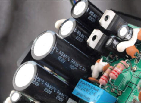 「黑金剛電容」電容器的結(jié)構(gòu)、原理及作用