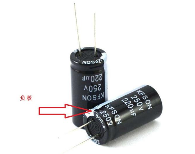 「NIPPON CHEMI-CON」電解電容極性接錯會爆炸，如何避免？