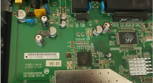 黑金剛電容貼片鋁電解電容與固態(tài)電容有什么區(qū)別 黑金剛電容貼片鋁電解電容與固態(tài)電容有什么區(qū)別